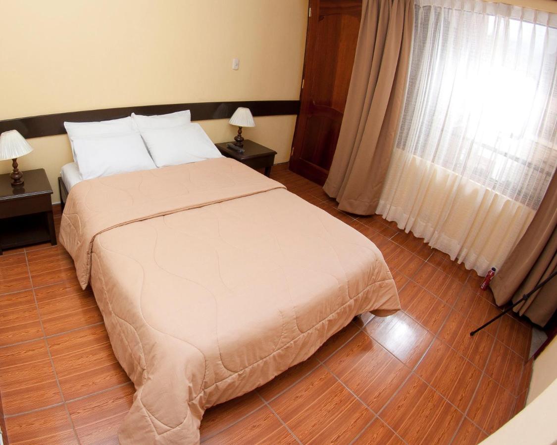 Yucay Plaza Inn Экстерьер фото