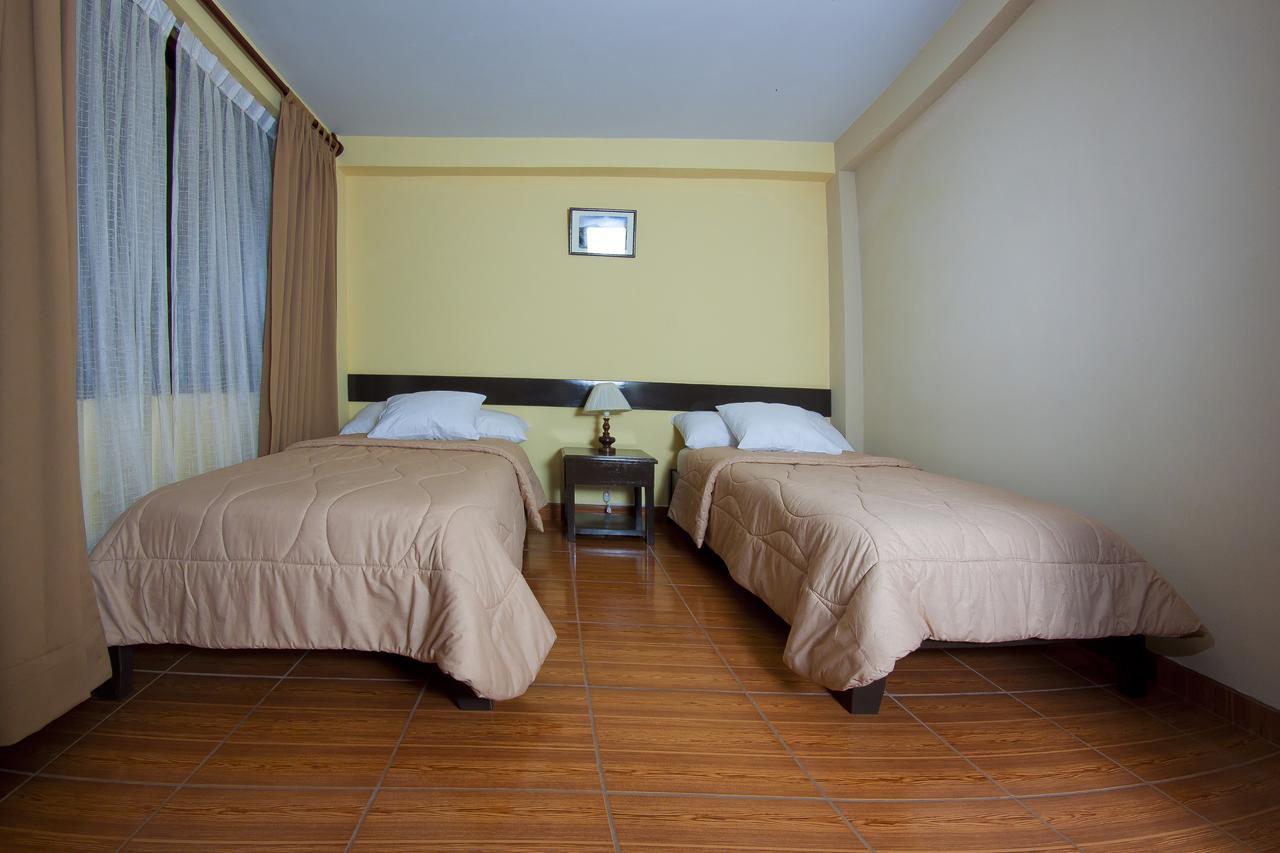 Yucay Plaza Inn Экстерьер фото